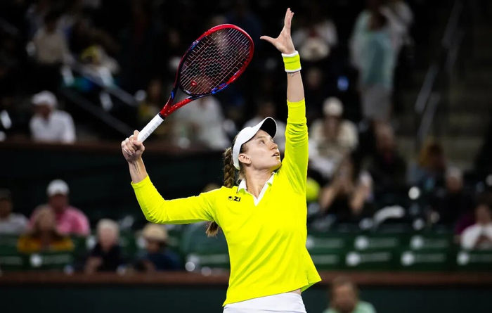 乐鱼-心向苍穹，扶摇而上——莱巴金娜剑指世界第一！|WTA|WTA年终总决赛|WTA1000|女单|澳网_新浪体育_新浪新闻
